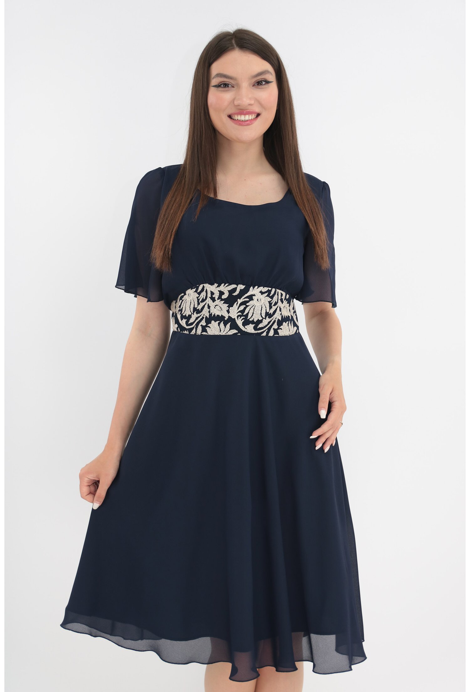Rochie clos bleumarin cu cordon din dantela
