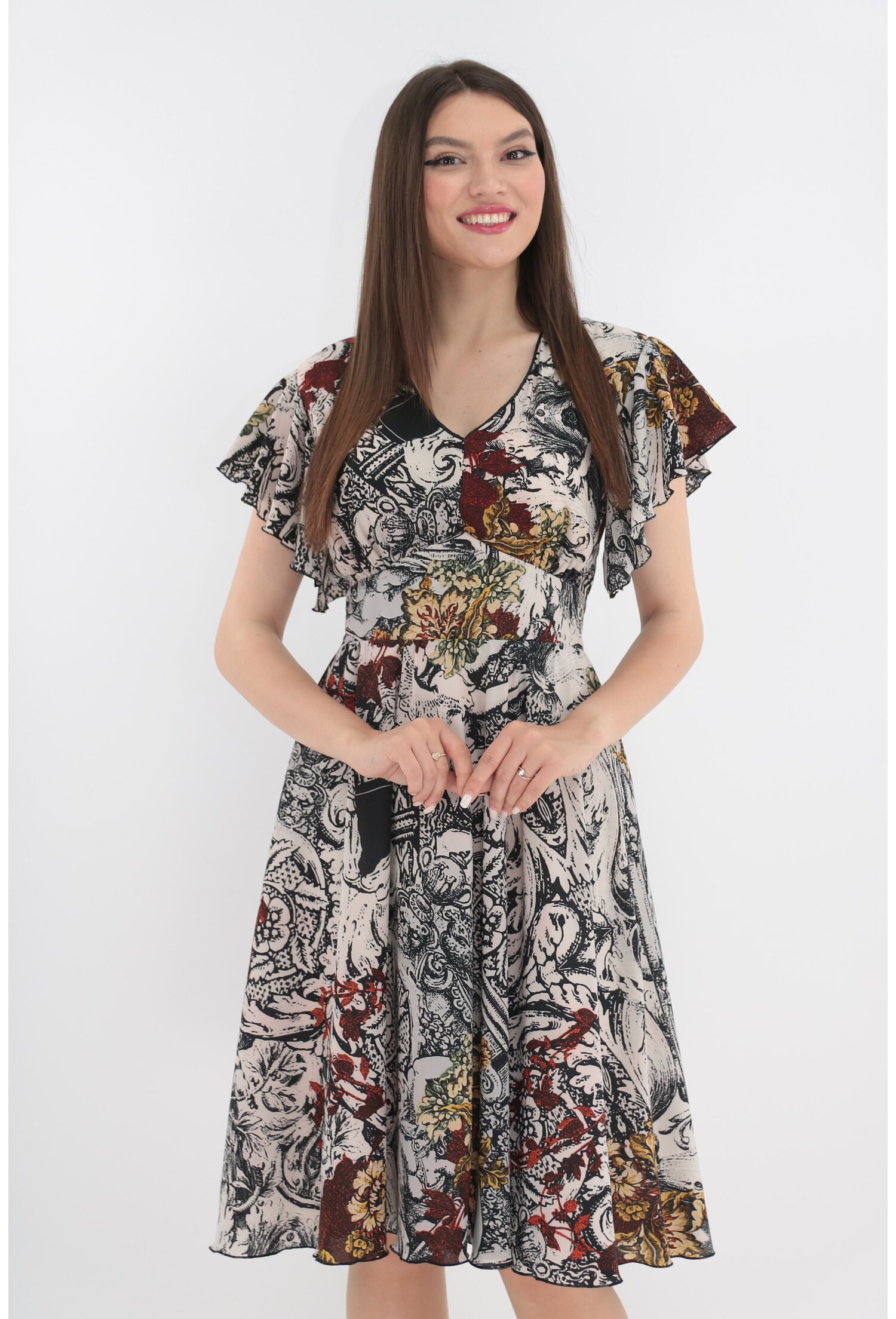 Rochie clos cu print abstract alb-negru - Rochii-Dama.ro