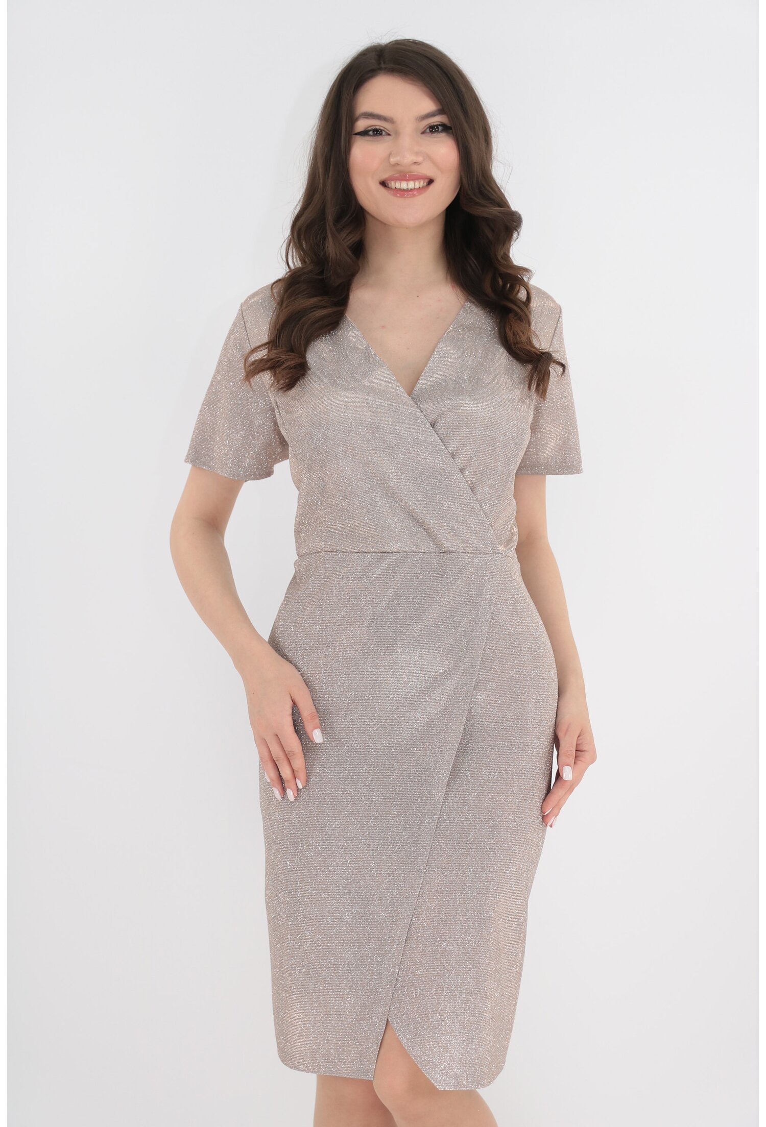 Rochie de ocazie aurie cu glitter