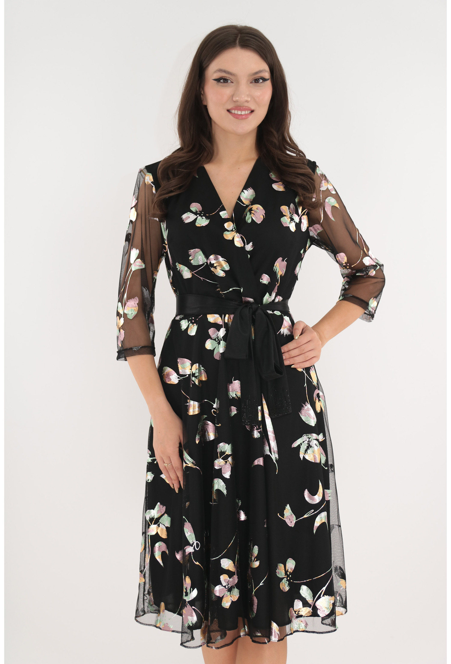 Rochie eleganta clos din mesh negru cu print stralucitor