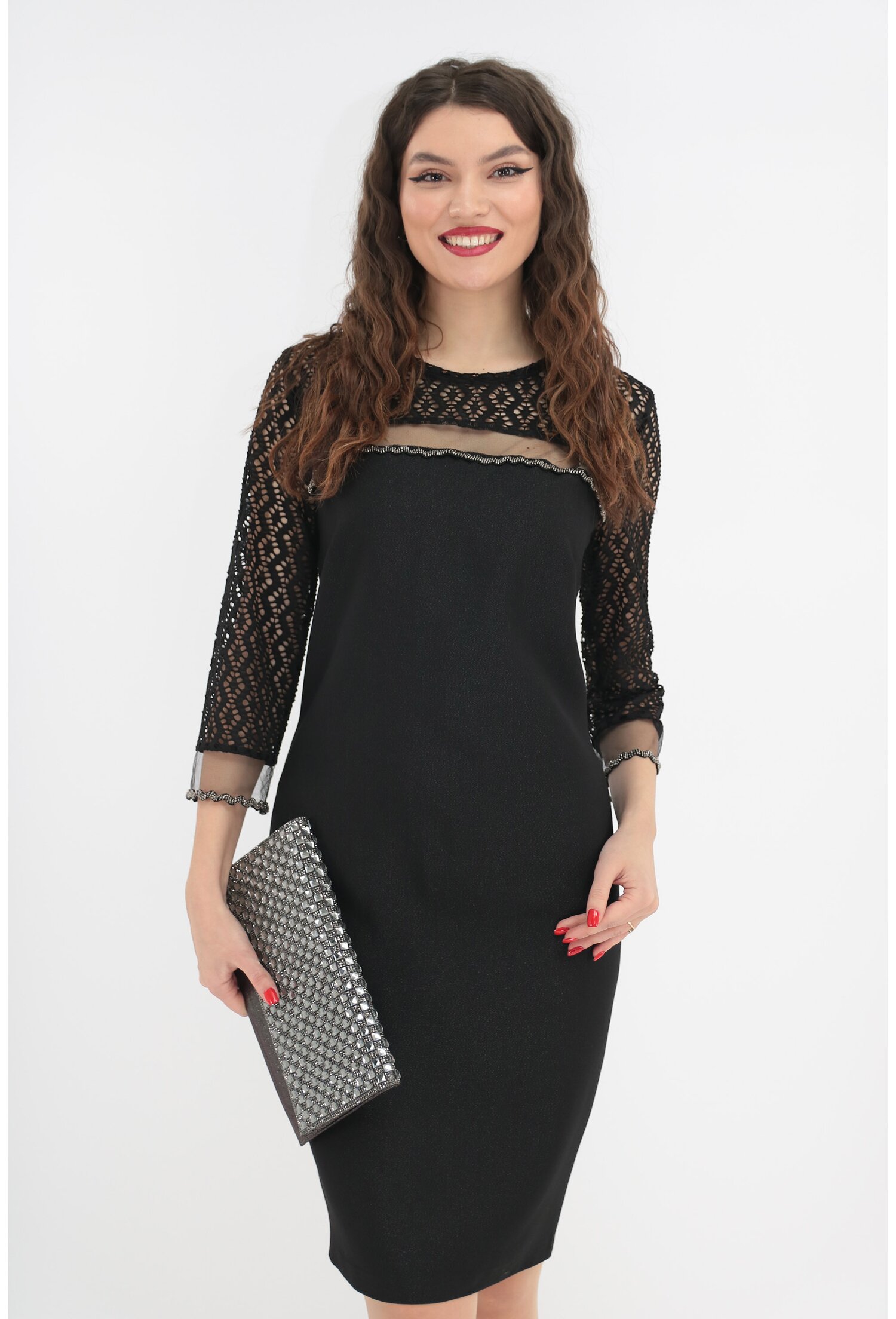 Rochie eleganta neagra cu margelute argintii