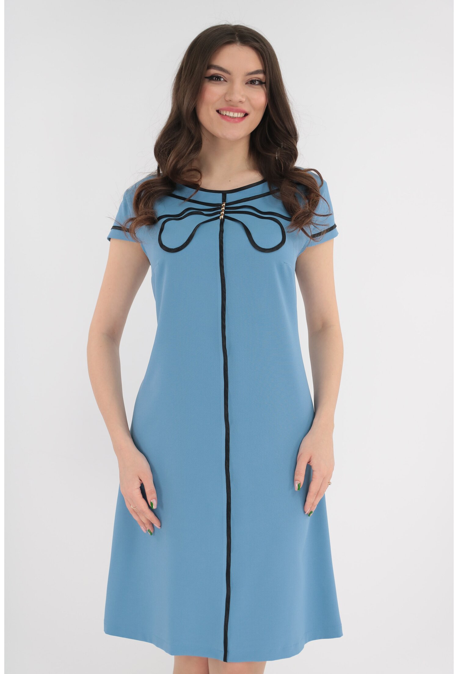 Rochie evazata bleu accesorizata cu banda satinata neagra