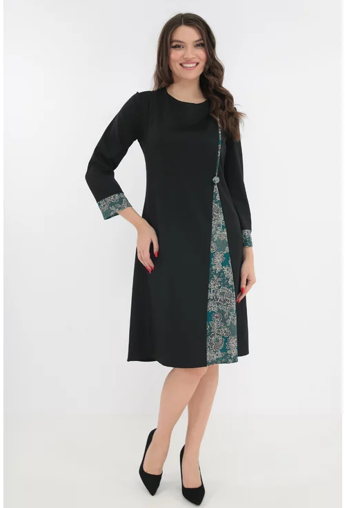 Rochie evazata neagra cu insertii florale verzi
