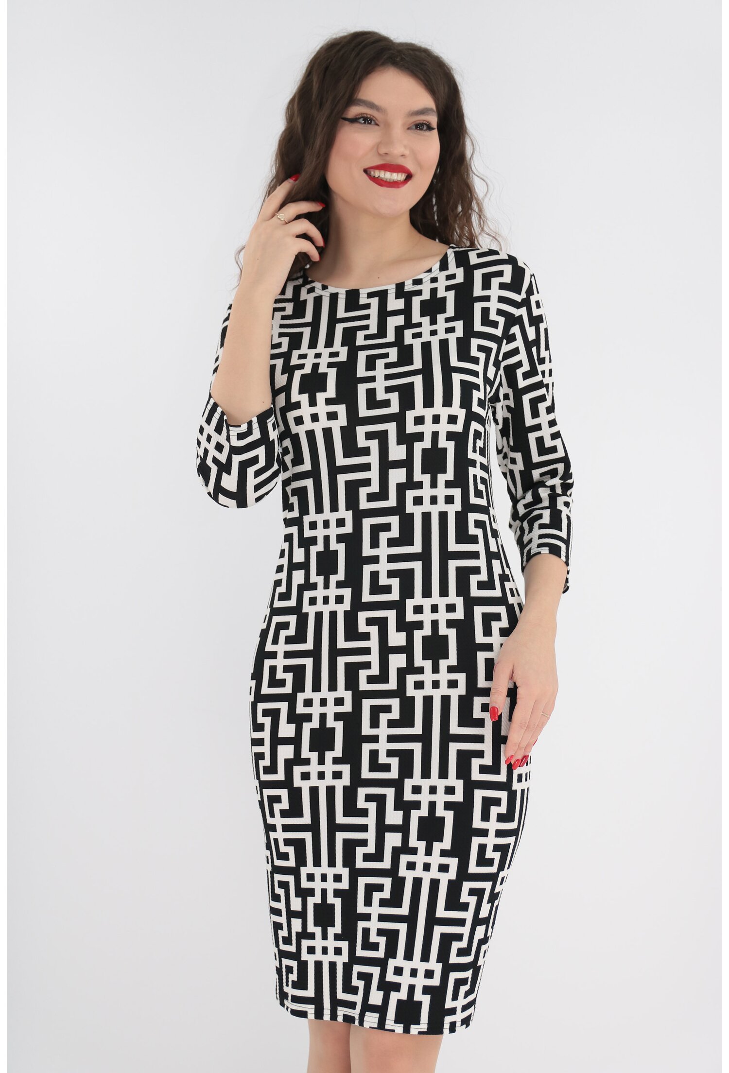 Rochie neagra cu imprimeu geometric alb