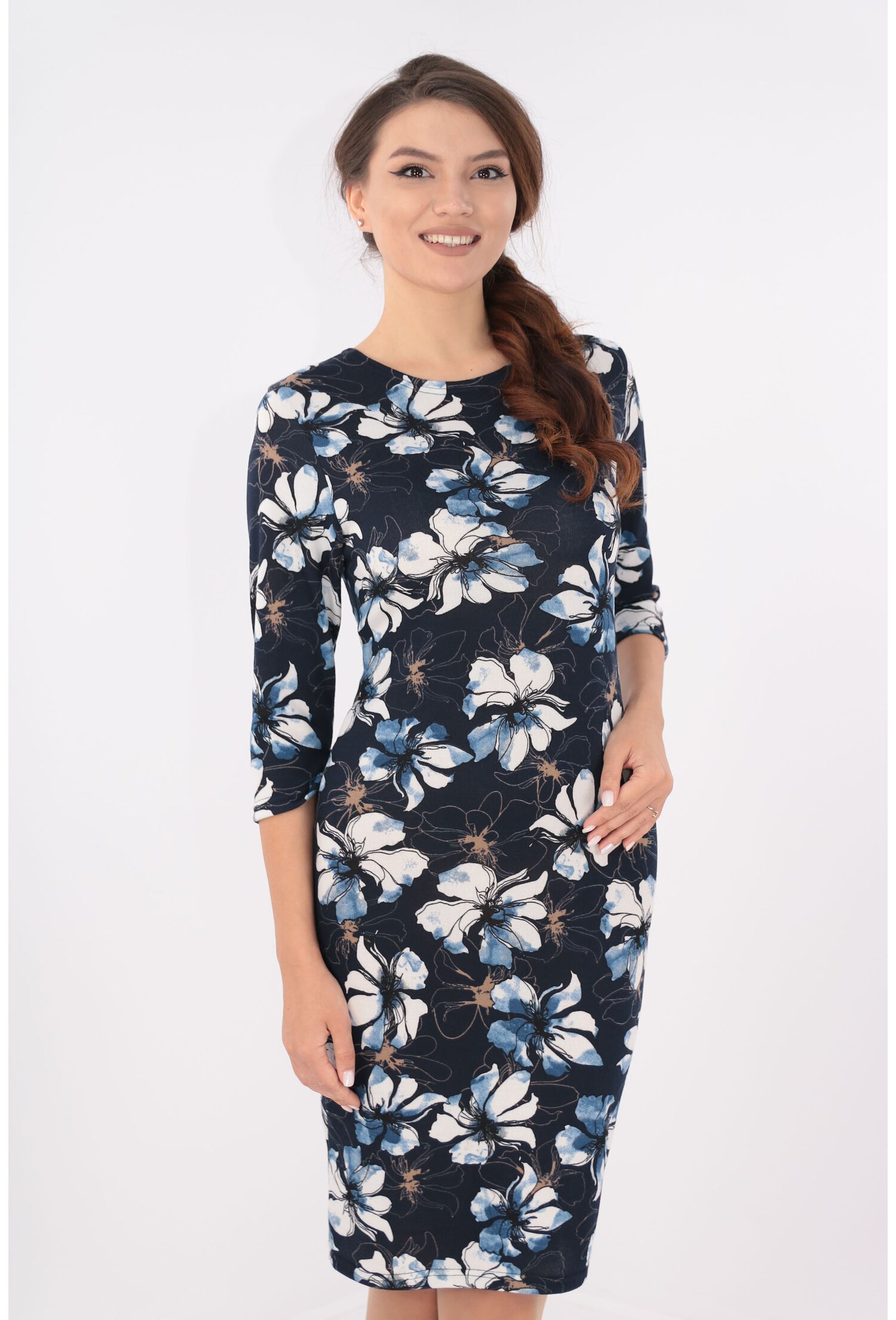 Rochie office bleumarin cu flori maxi alb-bleu