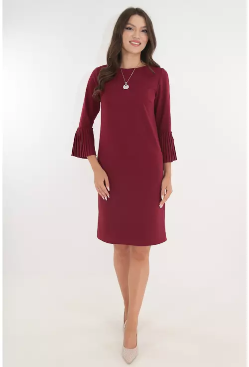 Rochie office bordo cu lantisor si volanase